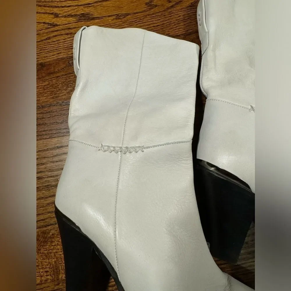 Free People Stevie Mid Boots white leather size US 9 / EU 39